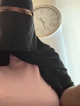 Submissive Arab online show from May 9, 2:22 pm