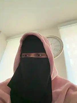 Submissive Arab online show from May 17, 5:20 pm