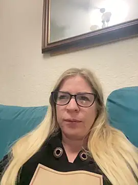 jayjencam online show from October 9, 10:19 pm