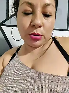 Snapshot of sakotodika chatting on July 5, 12:39 am sakotodika online show from July 5, 12:39 am