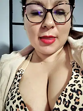 Snapshot of sakotodika chatting on July 22, 2:47 am sakotodika online show from July 22, 2:47 am