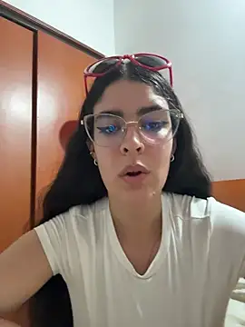  Niah  online show from February 15, 2:08 am