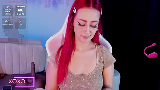 Snapshot of Mia-Bloom chatting on July 14, 3:22 am Mia-Bloom online show from July 14, 3:22 am