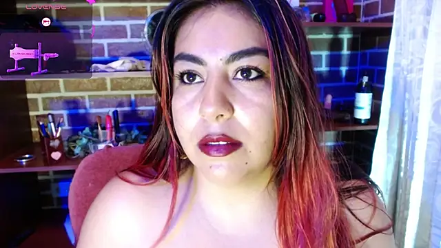 Snapshot of gatuwildhott chatting on June 23, 11:36 pm gatuwildhott online show from June 23, 11:36 pm