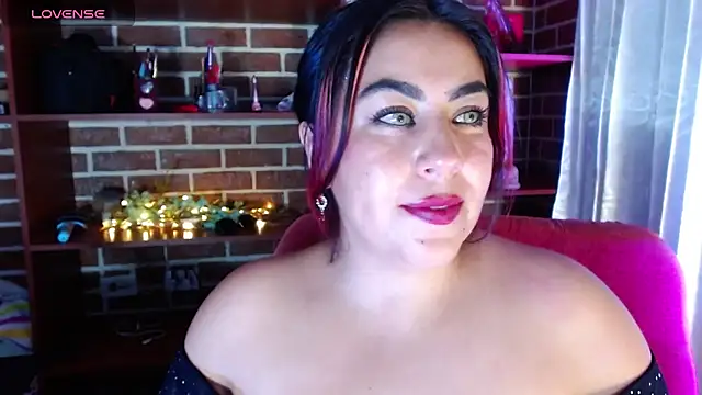 Snapshot of gatuwildhott chatting on June 29, 5:13 pm gatuwildhott online show from June 29, 5:13 pm