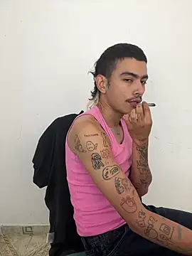 sorry-mom69 online show from April 21, 7:28 pm