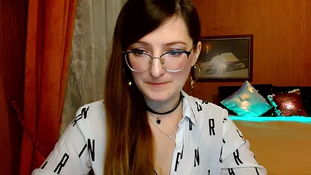 Arielsssplash online show from December 3, 2:49 pm