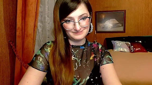 Arielsssplash online show from January 2, 6:45 pm