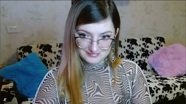 Arielsssplash online show from October 21, 6:58 am