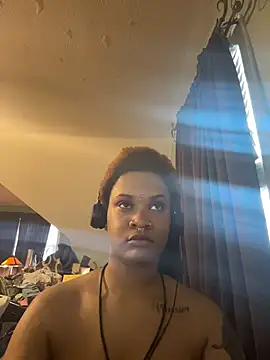 nickytheehawtie online show from February 18, 6:26 pm