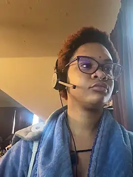 nickytheehawtie online show from February 23, 1:30 pm