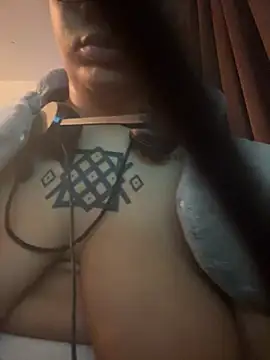 nickytheehawtie online show from April 4, 2:47 pm