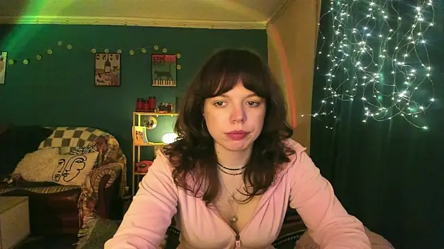 Snapshot of ClancyMorissey chatting on February 24, 6:39 pm ClancyMorissey online show from February 24, 6:39 pm