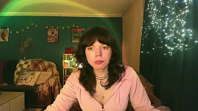 Snapshot of ClancyMorissey chatting on March 24, 6:35 pm ClancyMorissey online show from March 24, 6:35 pm