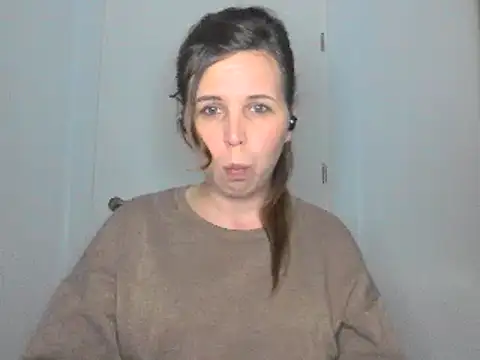 Snapshot of loveis007 chatting on March 20, 8:40 pm loveis007 online show from March 20, 8:40 pm