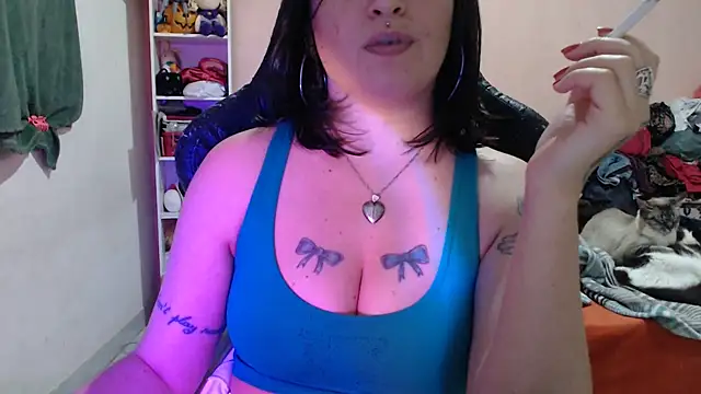 Ta maravilhosaaa online show from December 16, 12:04 am