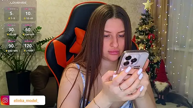 Elishka  online show from December 13, 8:58 pm