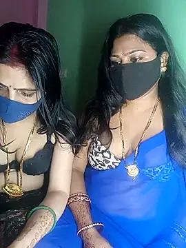 Snapshot of cutee__crazy chatting on October 11, 5:44 pm cutee crazy online show from October 11, 5:44 pm