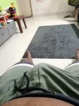 mkmony online show from December 21, 11:11 am