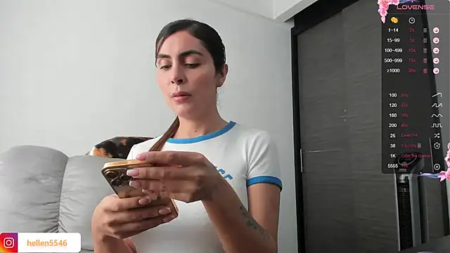 Snapshot of xspecialoomx chatting on December 28, 8:04 pm xspecialoomx online show from December 28, 8:04 pm