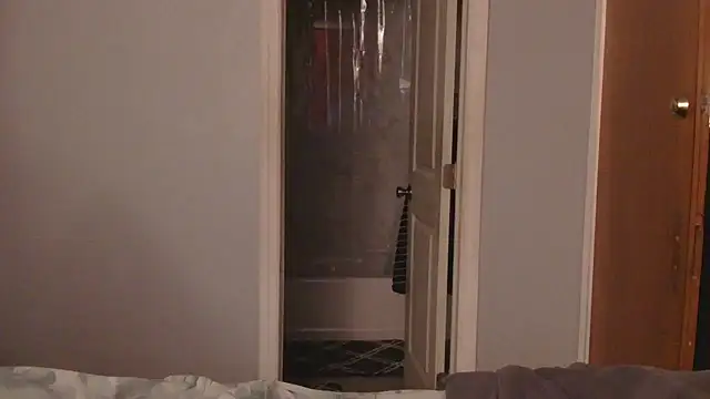 MSweetLindaParks online show from November 17, 9:26 am