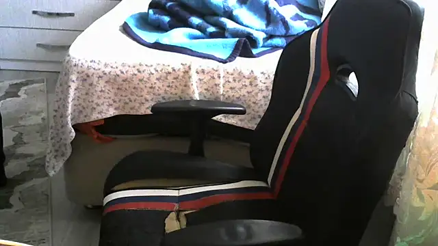 crazybaby5461 online show from November 11, 1:33 pm