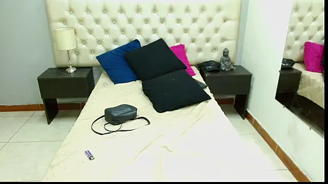 Snapshot of nomy_07 chatting on July 30, 5:34 pm nomy 07 online show from July 30, 5:34 pm