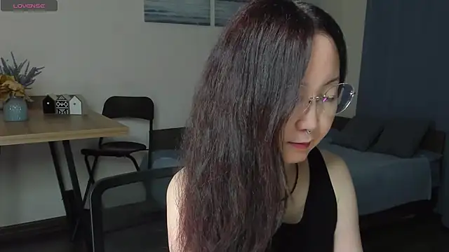 Snapshot of AvroraSakura chatting on January 10, 4:41 pm AvroraSakura online show from January 10, 4:41 pm