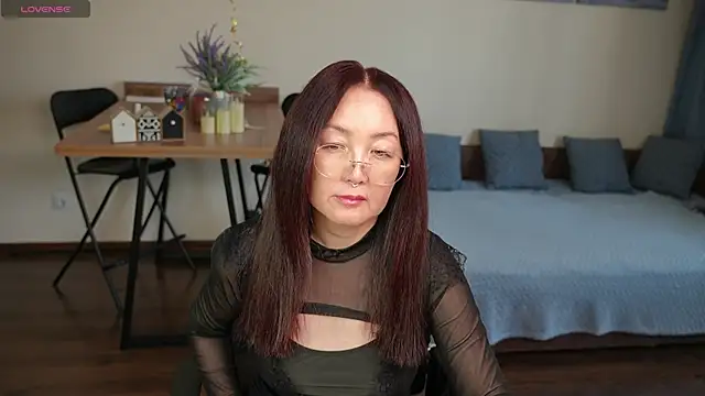 AvroraSakura online show from April 11, 11:25 am