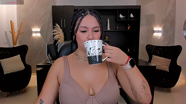 ToriCrossX online show from February 27, 12:56 pm