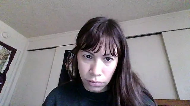 petitedoll29 online show from December 8, 7:22 pm