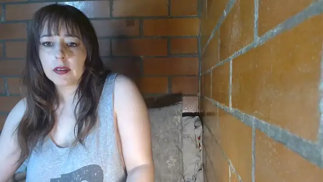 jenniferS  online show from March 10, 3:01 am