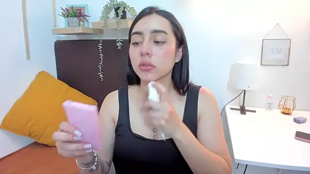 isabella jade online show from March 22, 5:20 pm