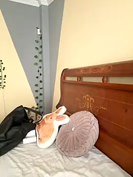 isabella jade online show from September 27, 1:27 pm