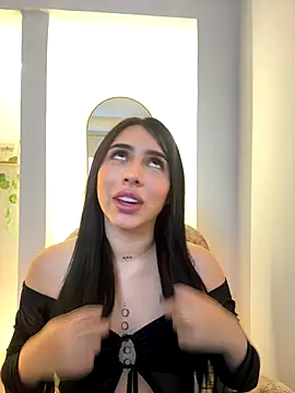 isabella jade online show from December 20, 12:40 am