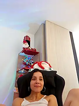 miaeyes online show from December 11, 4:42 pm