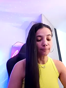 miaeyes online show from January 11, 1:22 pm