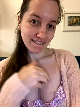 Nicole-Ray online show from October 24, 5:48 am