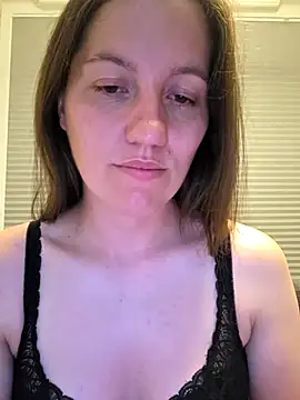 Snapshot of Nicole-Ray chatting on July 17, 10:47 pm Nicole-Ray online show from July 17, 10:47 pm
