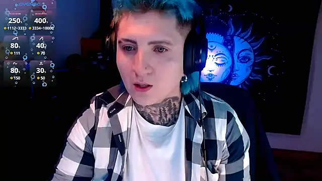 Marieblueeyes online show from February 12, 9:54 pm