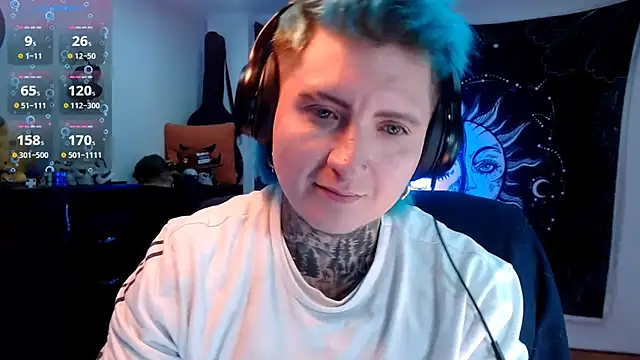 Marieblueeyes online show from February 13, 12:57 am