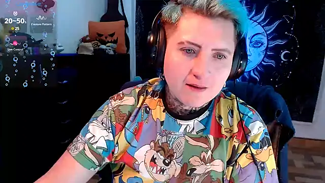 Marieblueeyes online show from February 16, 12:08 am