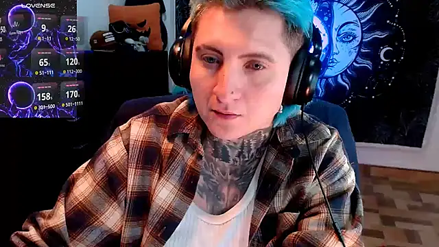 Marieblueeyes online show from February 18, 9:43 am