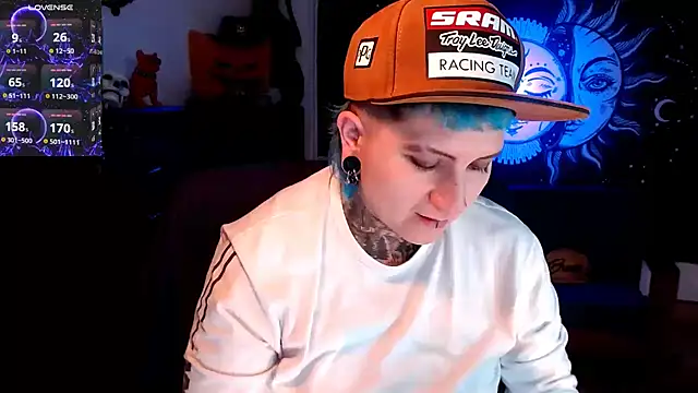 Marieblueeyes online show from March 4, 12:29 am