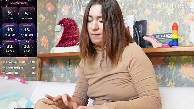 Snapshot of SophieBush chatting on February 23, 5:56 am SophieBush online show from February 23, 5:56 am