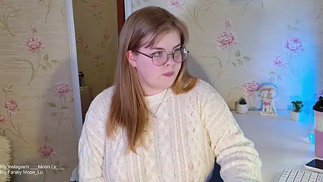 sinnamon  online show from October 24, 6:59 pm