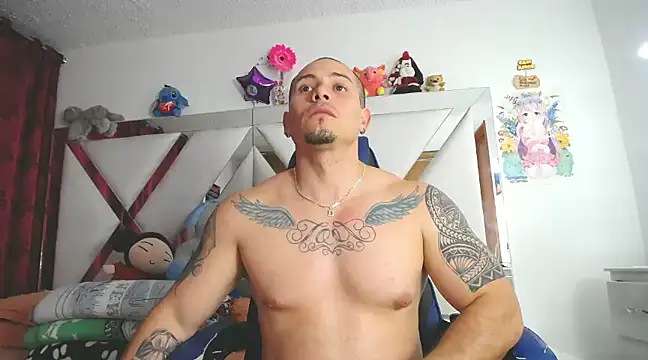 jakson hot online show from December 5, 11:40 pm