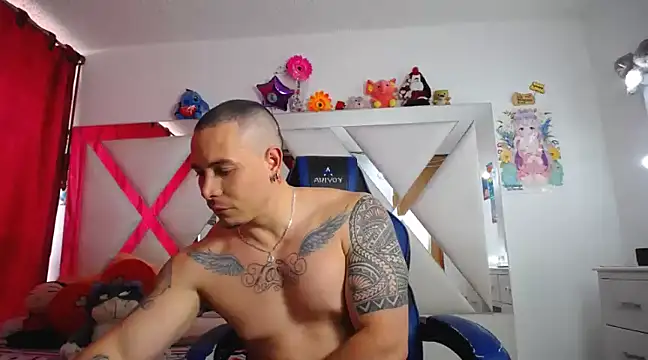 jakson hot online show from December 20, 7:28 pm