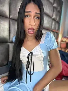 Ashly Miller online show from February 13, 10:00 pm