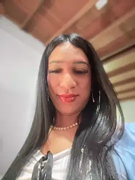 Ashly Miller online show from September 25, 7:50 pm